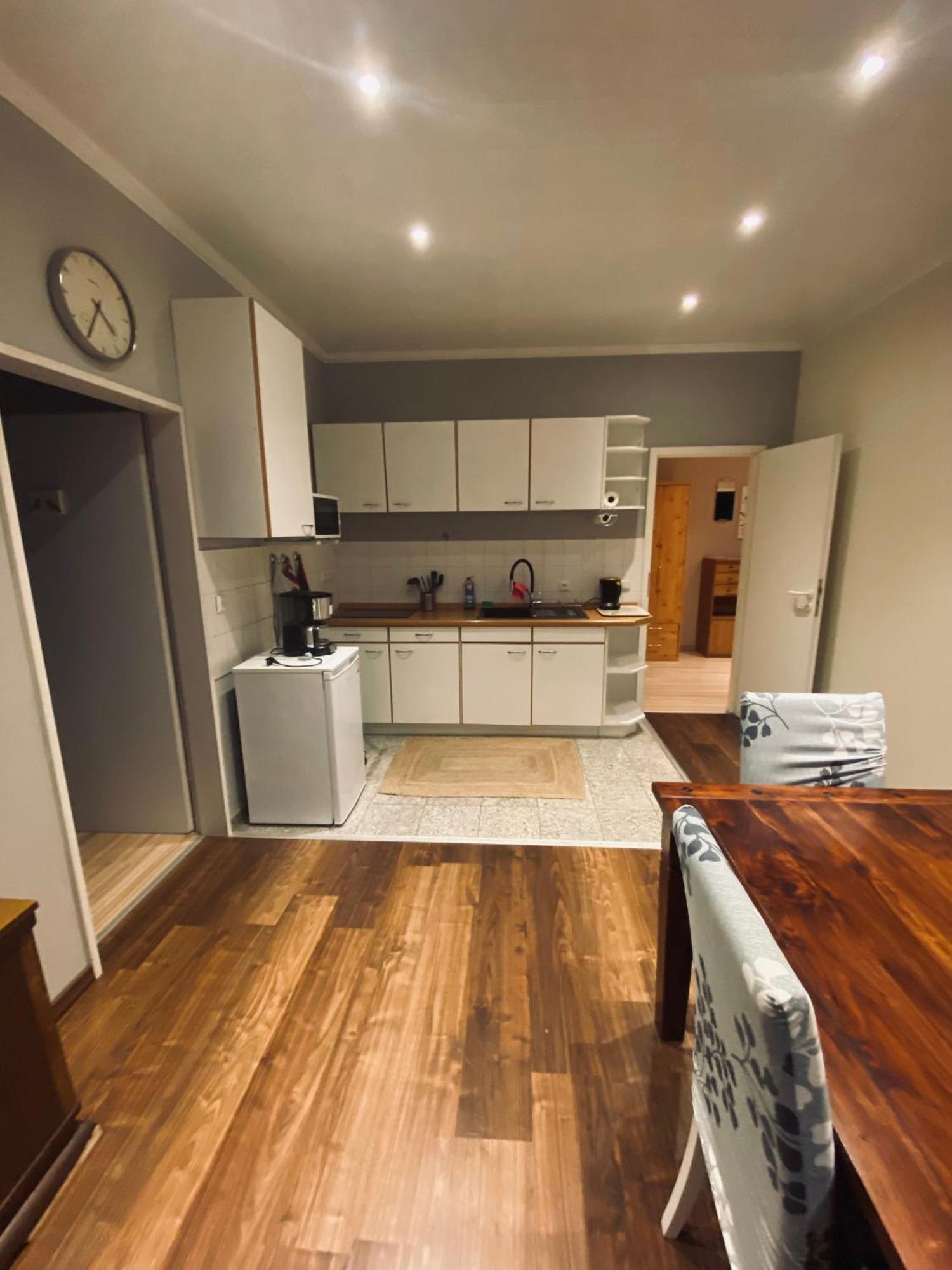 Flat For Up To 4 People In Dresden-Striesen Lägenhet Exteriör bild